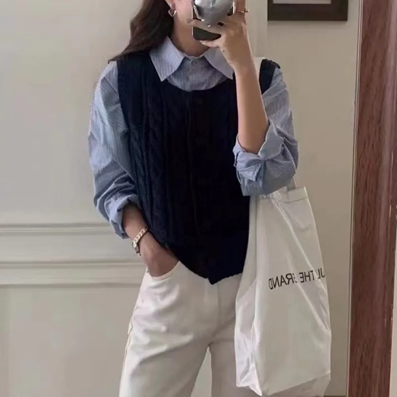 Churchf Churchf Short Fold Wear Single Breasted Sweater Cardigan Vest Retro Twist Round Neck Thick Line Knit Vest Woman