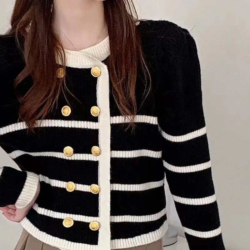 Churchf Churchf 2023 New Korean Version Loose Lazy Round Collar Striped Cardigan Design Sense Female Bump Color Sweater Coat