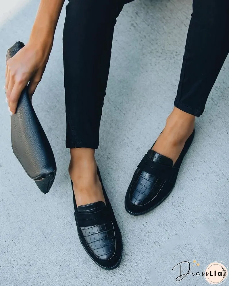 Solid Round Toe Leather Flat Loafer