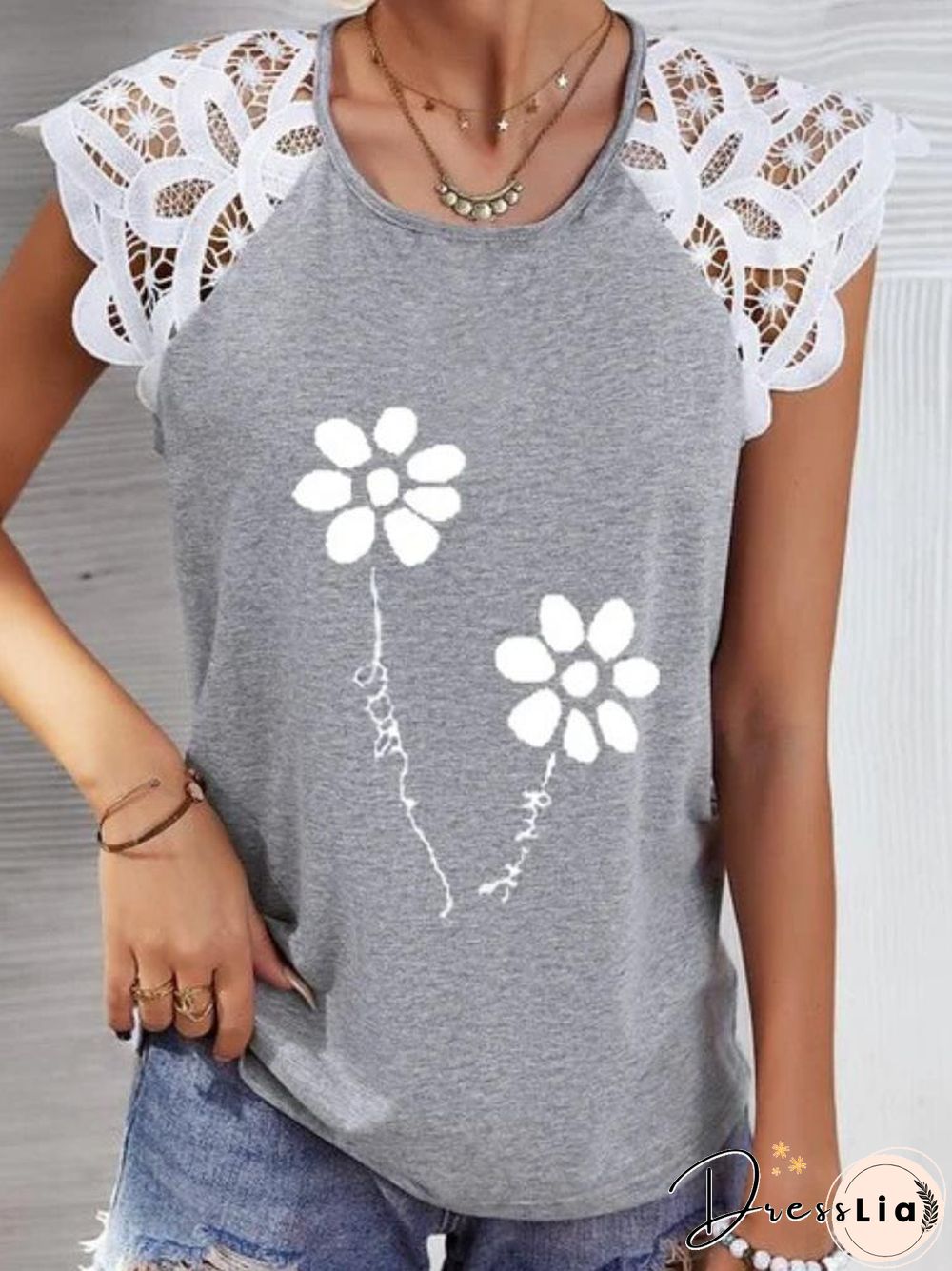 Lace Hollow Sleeve Printed T-Shirt