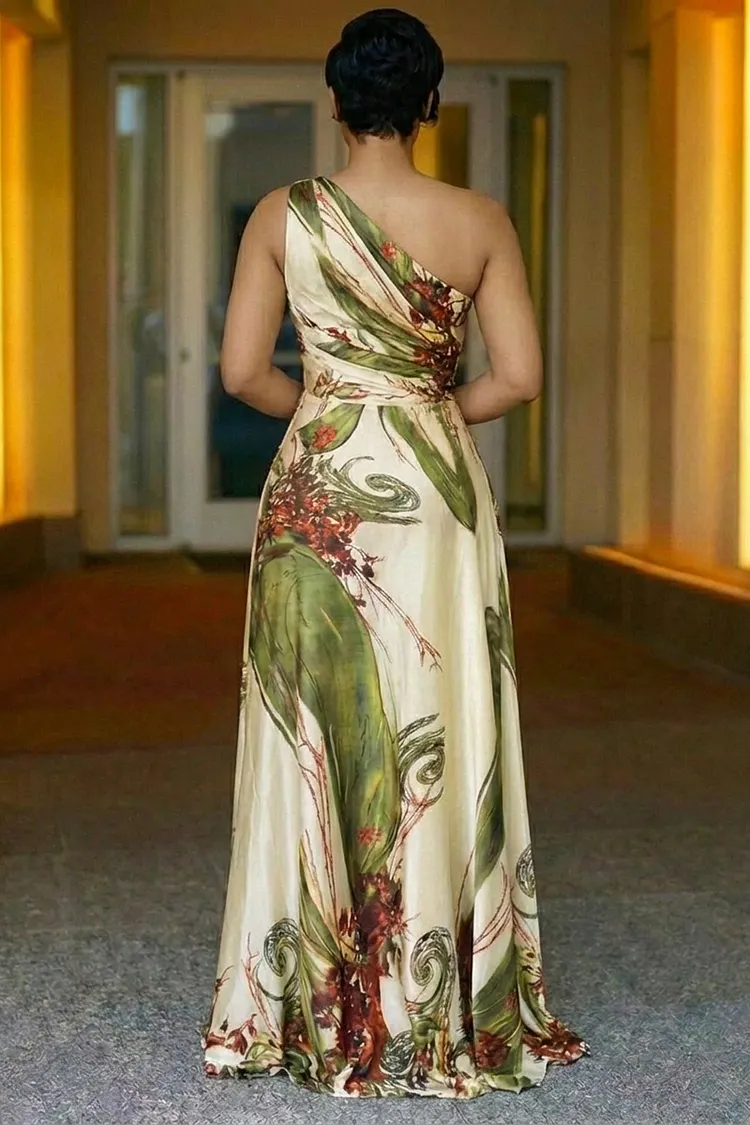strapless open back dress Ethelind Floral Pleated Maxi Dress main image 0