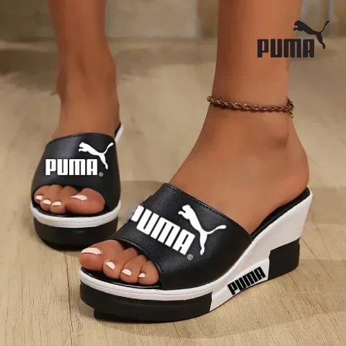 PUMA TAVASZI NŐI SZAND&Aacute;L MAGAS SARK&Uacute;, VASTAG TALPPAL