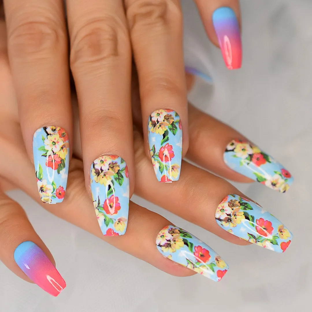 Long Almond White Flower Pattern Mixed Gel Tips Decoration Nails False Hand Dummy Stick On Nails Full Cover Nails-Nail Inspo