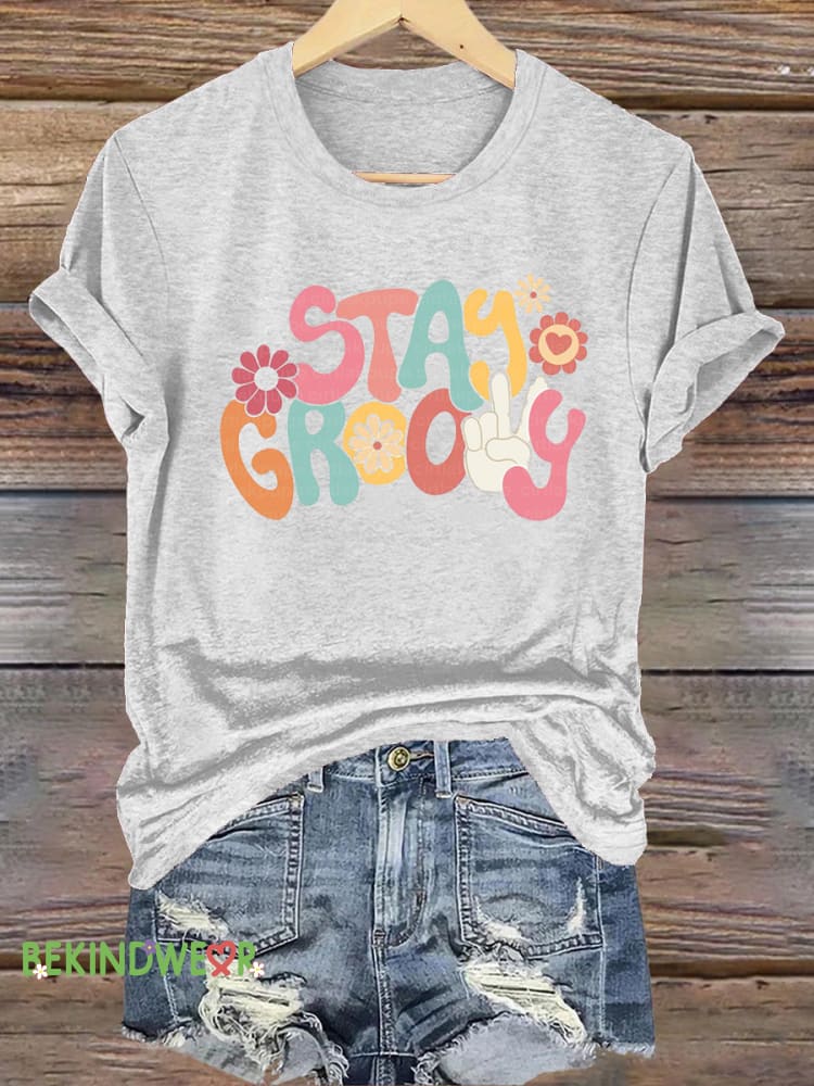 Stay Groovy Printed Casual Crew Neck Short Sleeve Top White / S