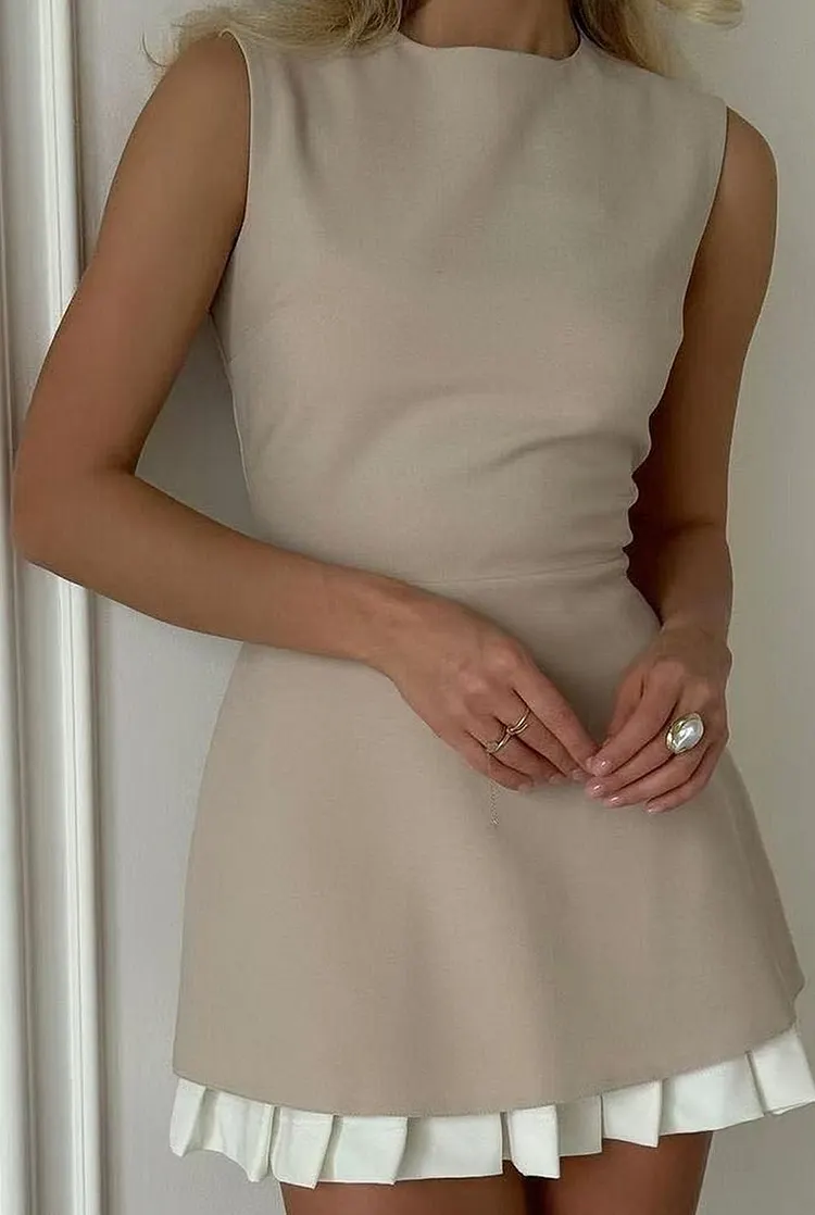 Bodycon Mini Dress with Round Neck and Pleated Detail