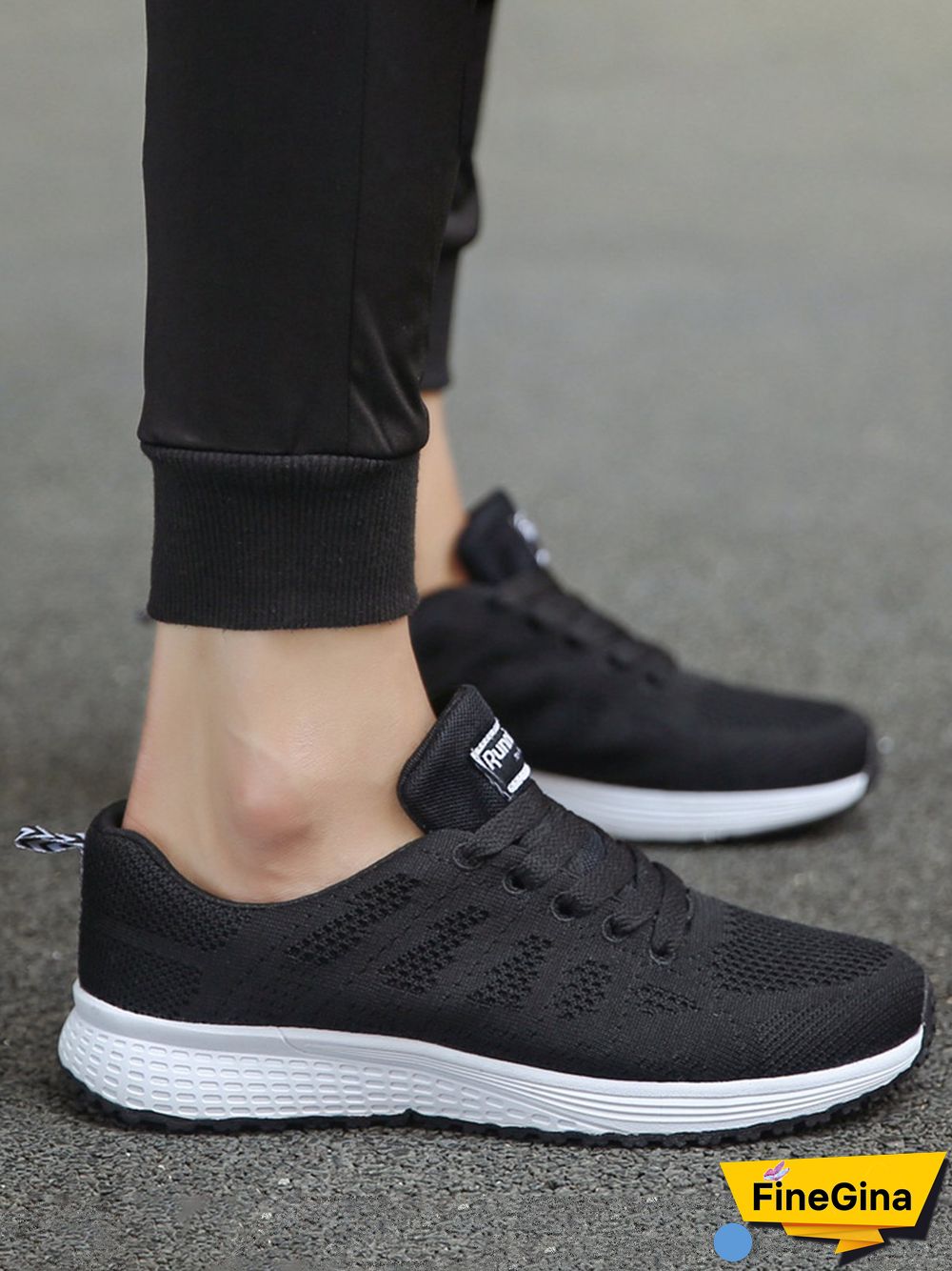 Contrasting Solid Color Breathable Mesh Casual Sneakers