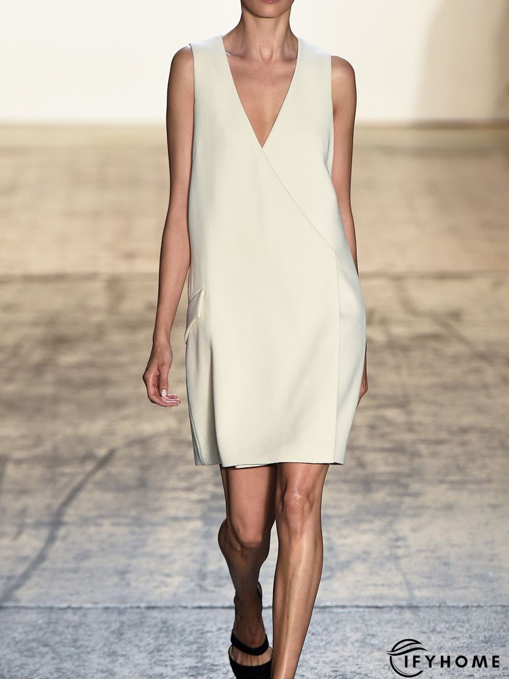 White Sleeveless Cotton-Blend V Neck Weaving Dress | IFYHOME