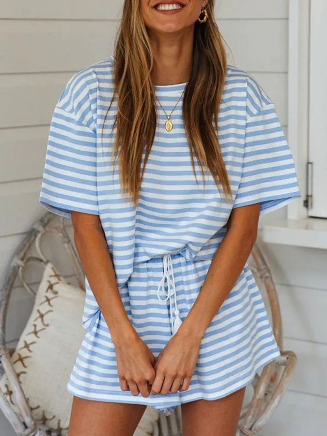 Loose striped short-sleeved T-shirt and shorts two-piece suit