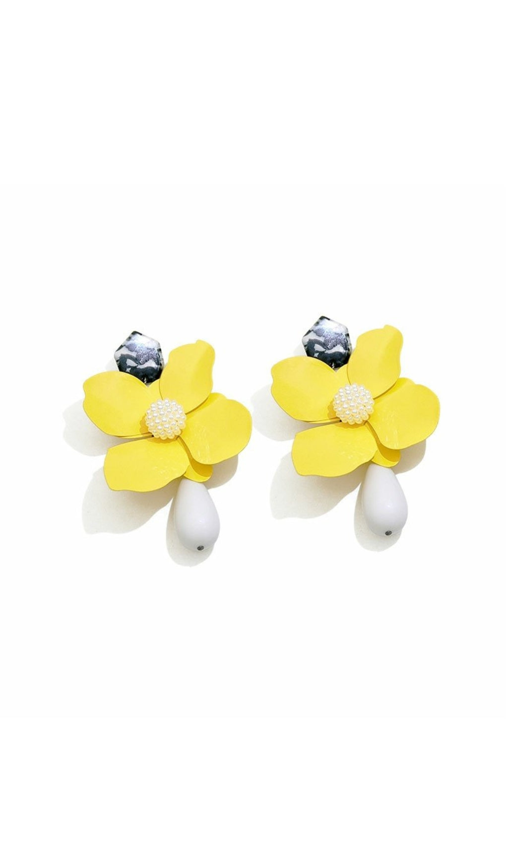 Ayana Yellow Flower Pearl Earrings Flowering Girl