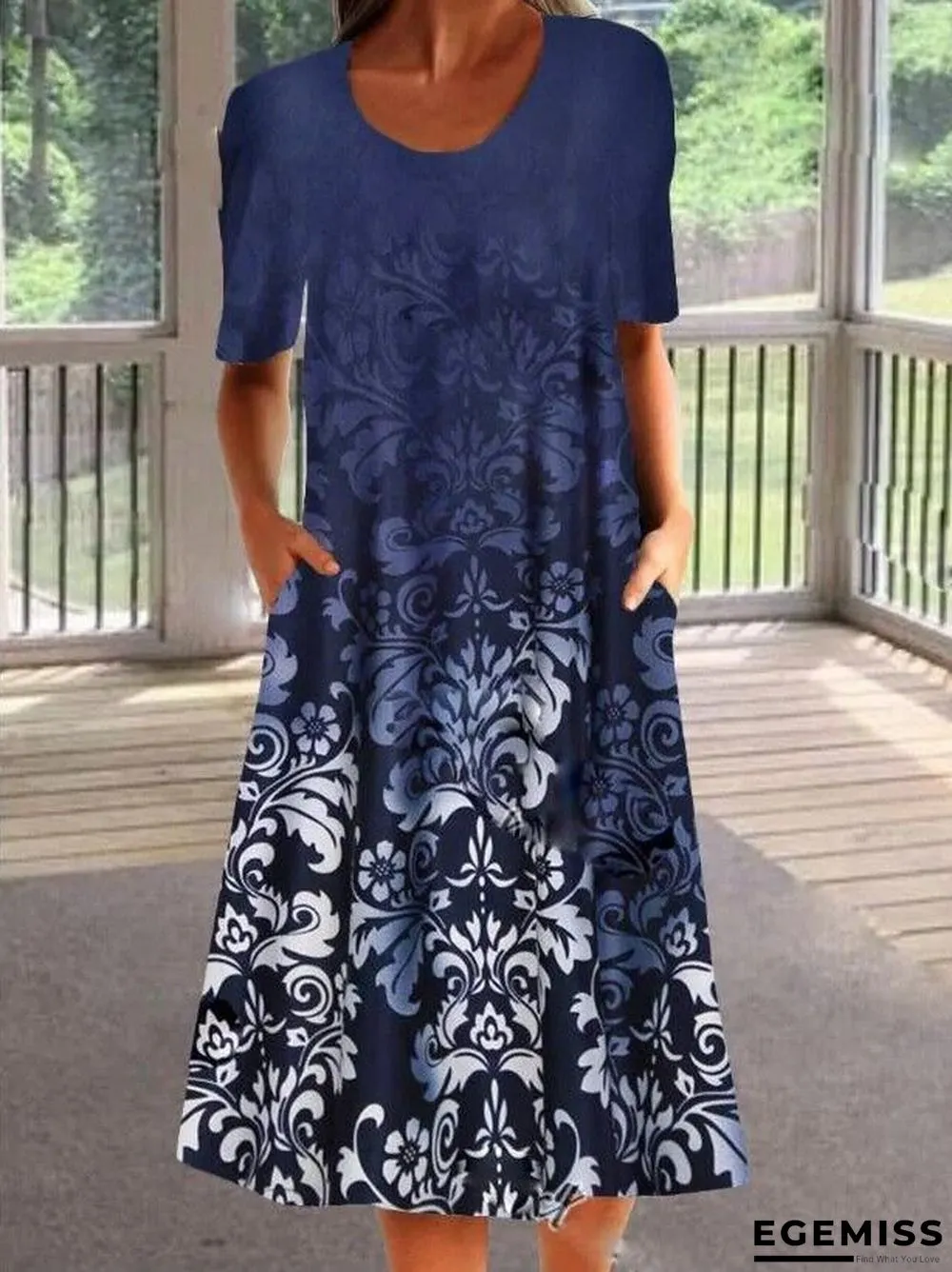 Fashion Personality Retro Floral Print Half Sleeve Dress Black Dresses | EGEMISS