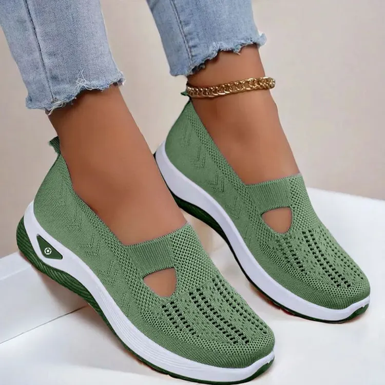 Summer Breathable Non-Slip Soft Sole Elderly Shoes, Women's Casual Orthopedic Walking Flats for Middle-Aged and Seniors The Cold Blanket