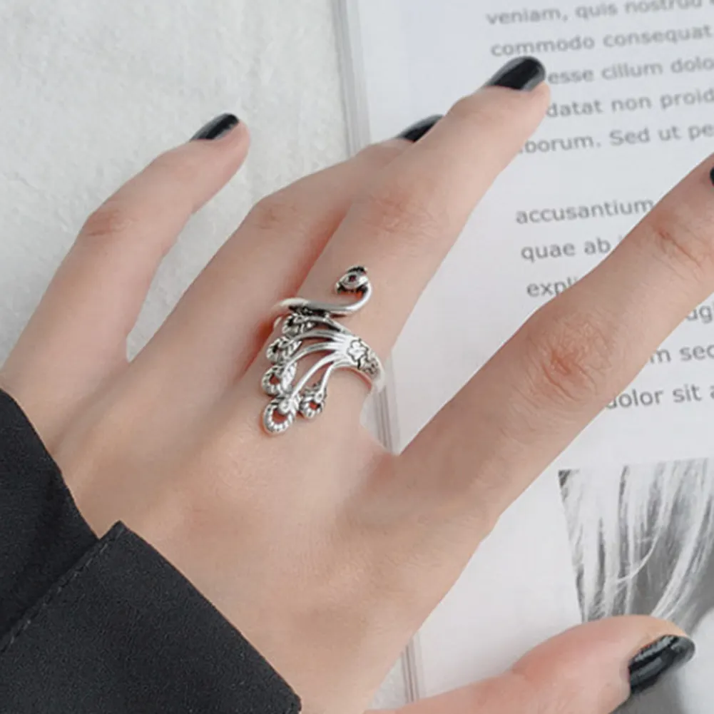 Women Vintage Alloy Ring Adjustable Thimble Crochet Loop (Silver Peafowl)