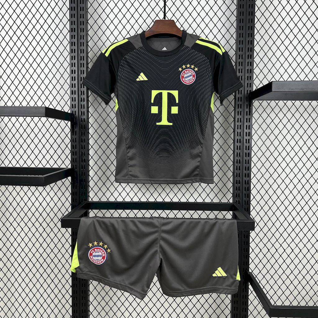2025-2026 KIDS FC Bayern Munich Goalkeeper Football Shirt 1:1 Thai Quality Maxi Kit