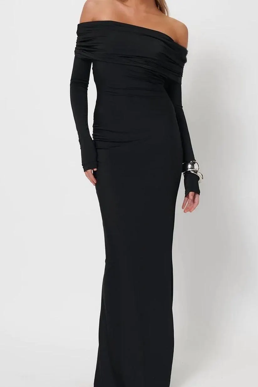 Black Off the Shoulder Long Sleeves Long Prom Dress With Pleated XJ0236