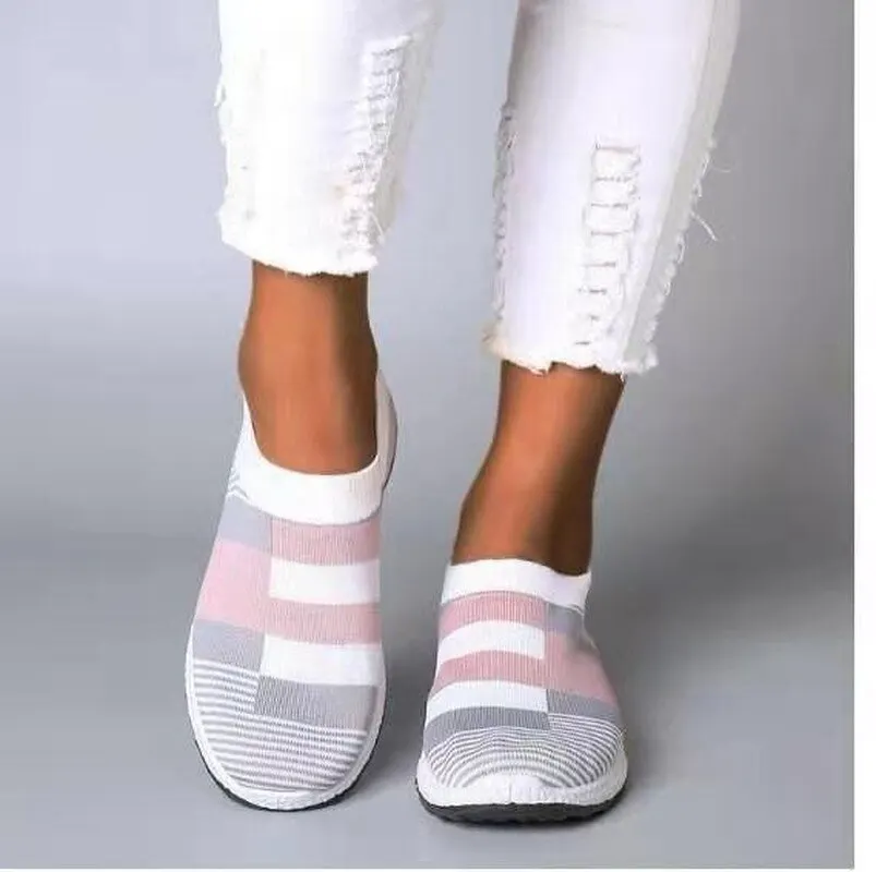 New Women Sneakers Vulcanized Shoes Sock Sneakers 2020 Women Summer Slip On Flat Shoes Women Plus Size Loafers