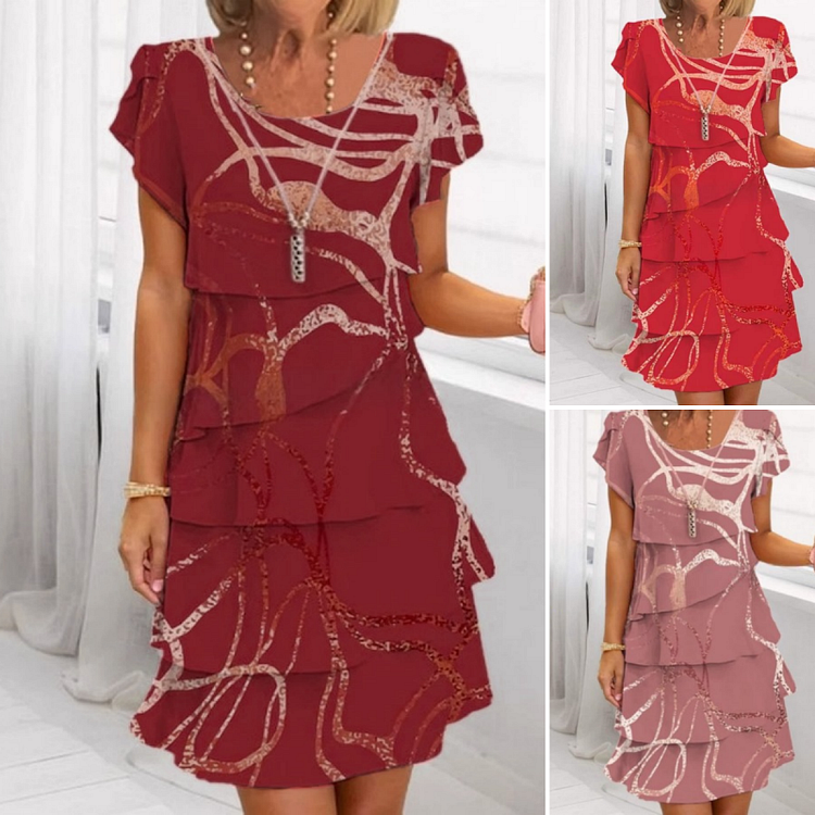 Abito elegante da donna con volant