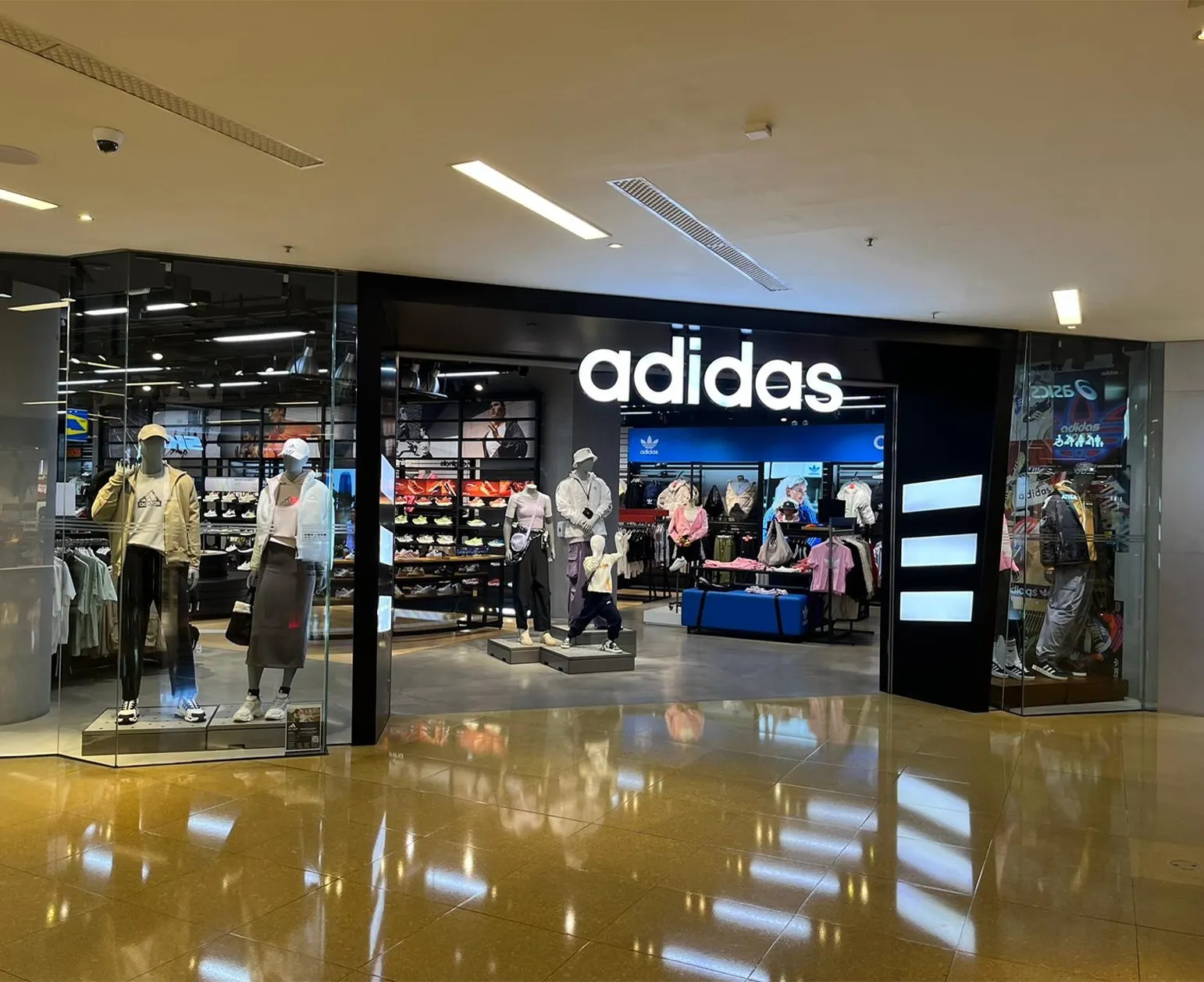 oficjalny sklep internetowy adidas Hong Kong