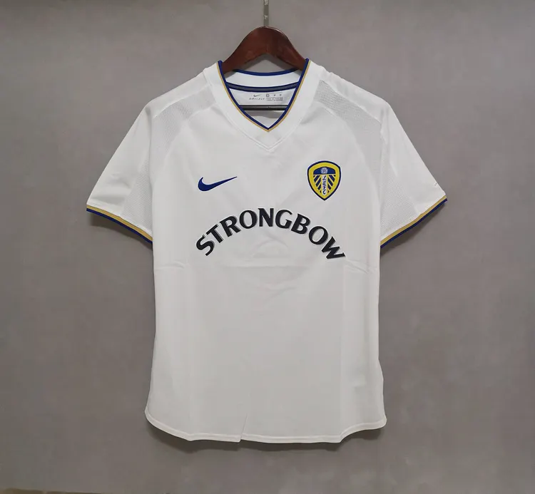 2000/2001 Retro Leeds United Home Football Shirt