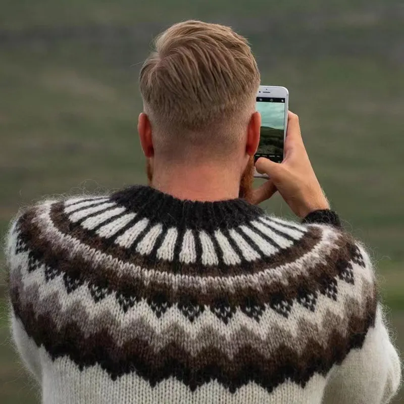 Leisure White Fair Isle Surf Graphics Jacquard Sweater