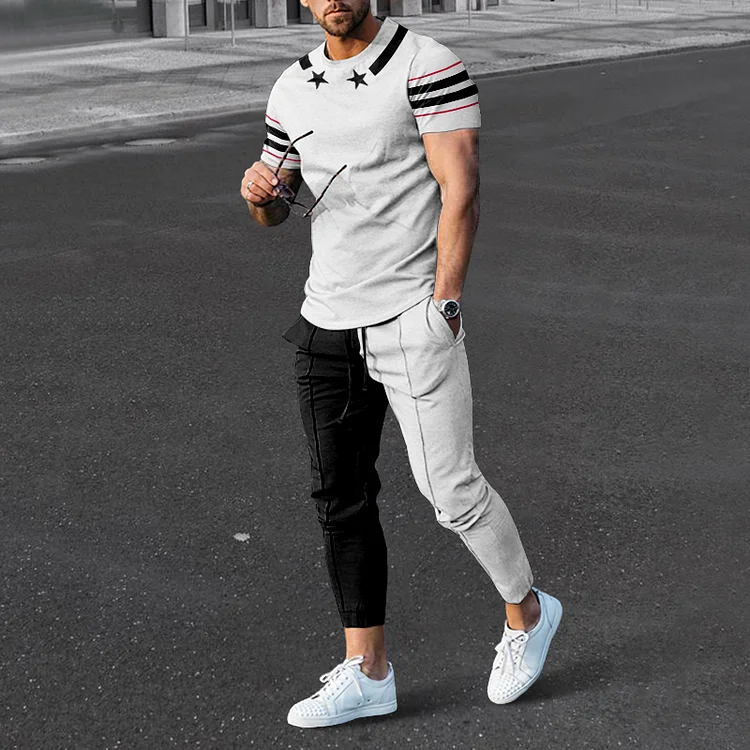 Contrasting Color Of Stars And Stripes T-Shirt And Pants Co-Ord