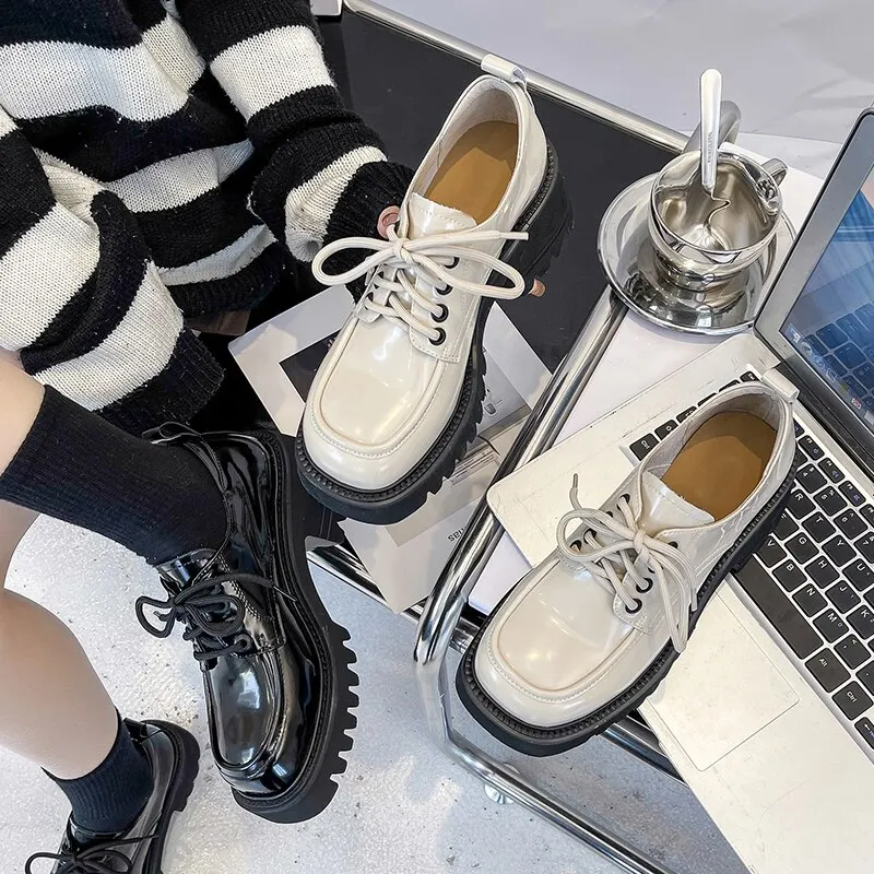 Qengg loafers women platform shoes Small Leather Shoes Female 2022 Wild Thick High Heel Retro Work Shoes Spring Low Single Shoe