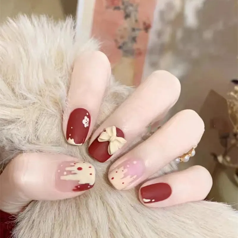 24Pcs false nails with designs cow and Blue Color cut design Fake Nail Shiny Gold Foil  artificial nails with glue for girls-Nail Inspo
