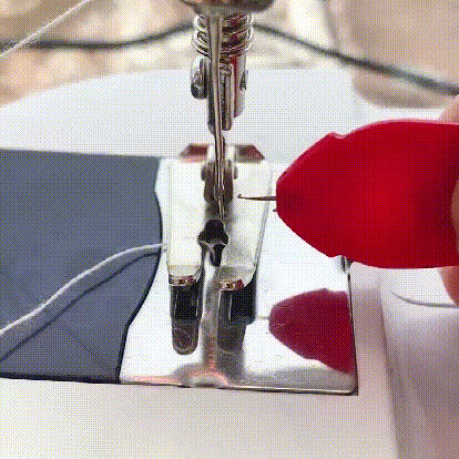 Simple threader (Applicable sewing machine)