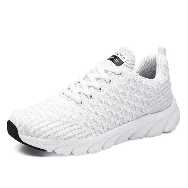 Women Mesh Sneakers 2021 New Breathable Women Flat Shoes Lightweight Casual Sports Shoes Ladies Lace-up Non-slip Sneakers Women