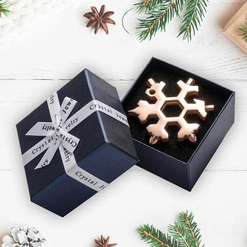 SAKER&reg; 18-in-1 Snowflake Multi-Tool
