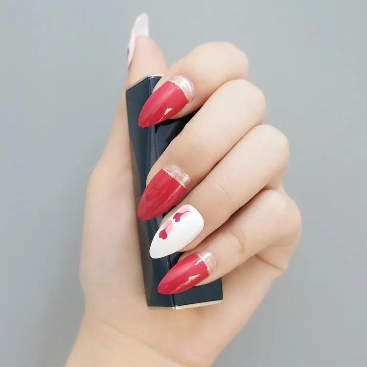 24Pcs French Short Stiletto False Nail Black White Rose Artificial Fake Nails With Design Lady DIY Finger Tip Manicure Tools-Nail Inspo