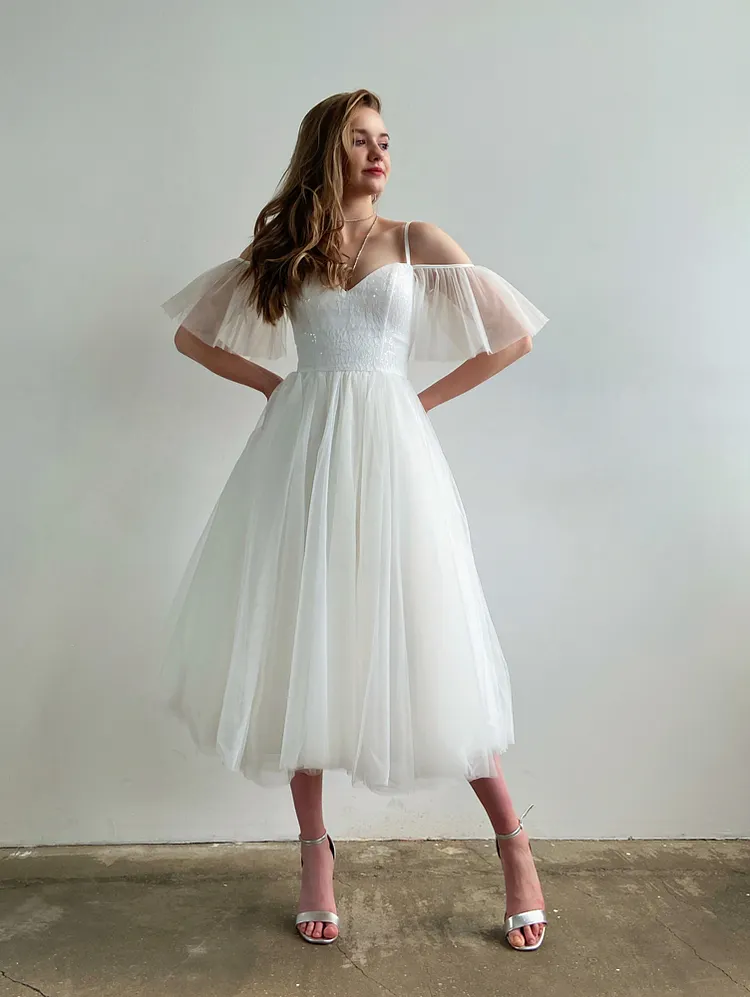 Off Shoulder Tulle Evening Dress Sweetheart Spaghetti Strap Prom Gowns
