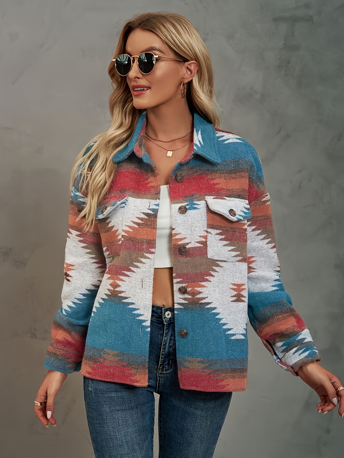 Short Loose-Fitting Geometric Patterned Women&lsquo;s Coat with a Collar And Pocket Buttons, Women Cardigan Top, Denim Jacket Women Plus Size, Jean Jacket Women Plus Size, Black Denim Jacket For Women, White Denim Jacket For Women, White Jean Jacket Women