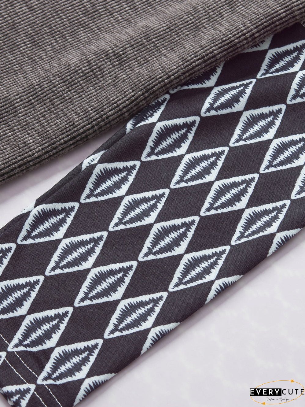 Cozy Gray Aztec Patterned Ribbed Top