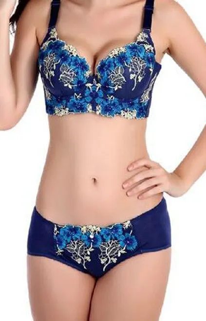 Luxury New Deep V Brand Sexy Big Size Push Up Women's Bra Brief Sets French Romantic Intimate Underwear Panty Set