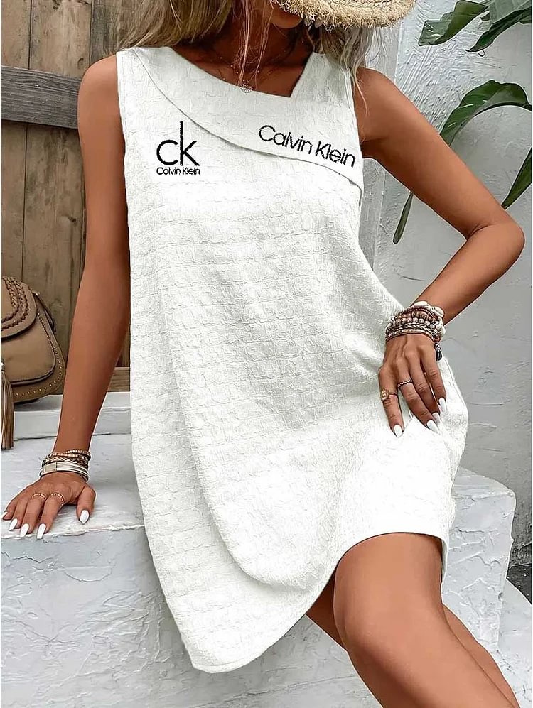 &Uacute;j Calvin Klein ny&aacute;ri gall&eacute;ros &eacute;s ujj&uacute; szoknya