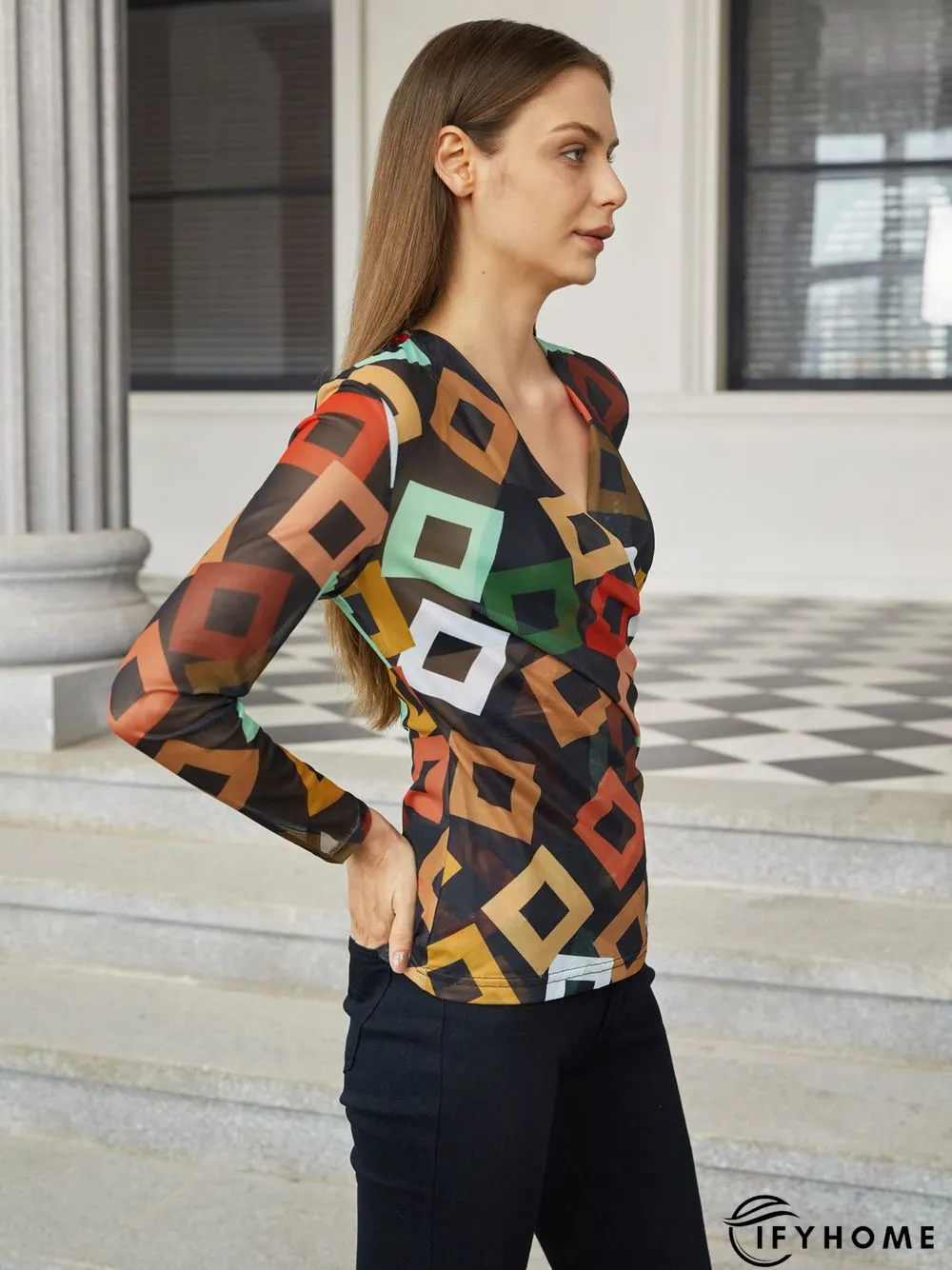 Daily Regular Fit Geometric Long Sleeve Top | IFYHOME
