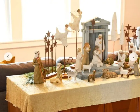 Nativity Deluxe 17-piece Set（Gift stars and manger）