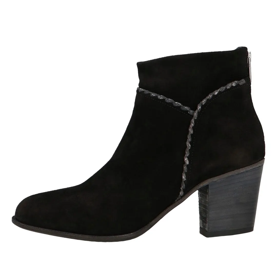 Round Toe Decorative Stitching Black Heel Booties with Back Zipper