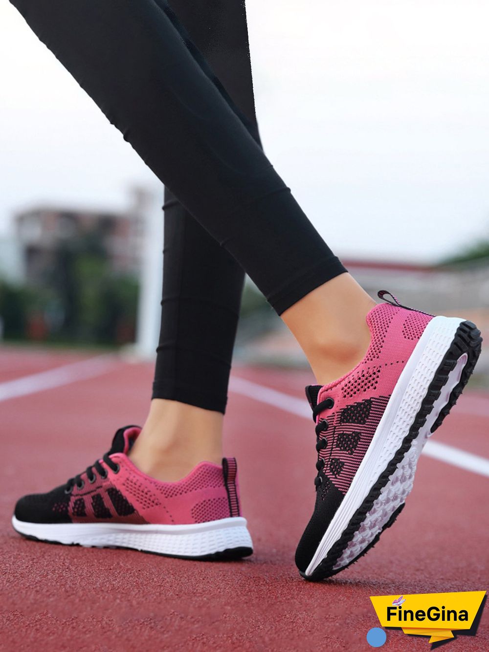 Contrasting Solid Color Breathable Mesh Casual Sneakers