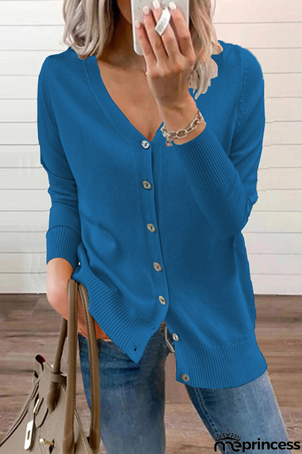 Simple and Stylish Cardigan