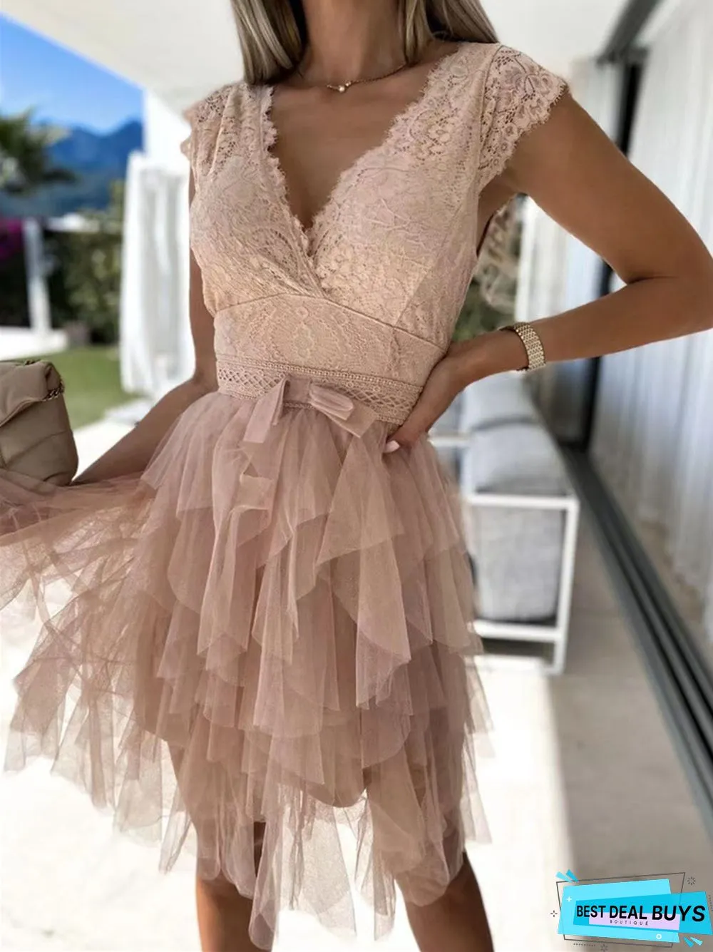 New Sexy V-Neck Lace Stitching Dress Short Sleeve Fashion White Dresses