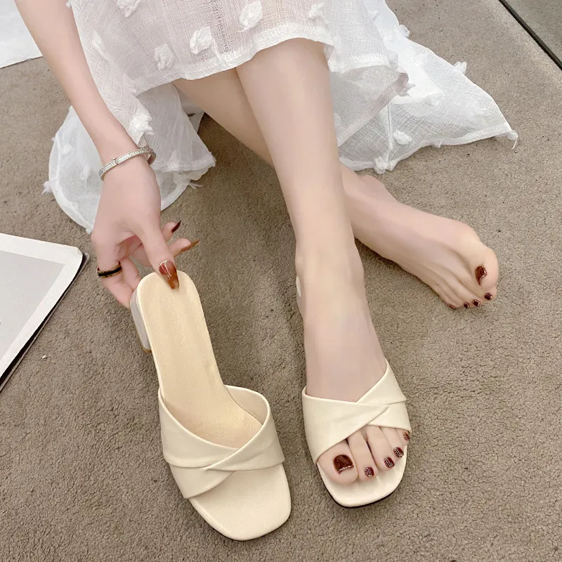 Breakj Breakj Small Square And Slippers Women 2025 Summer New Korean Version Of The Word Slippers Women's Literature And Art Simple External Wear Temperament