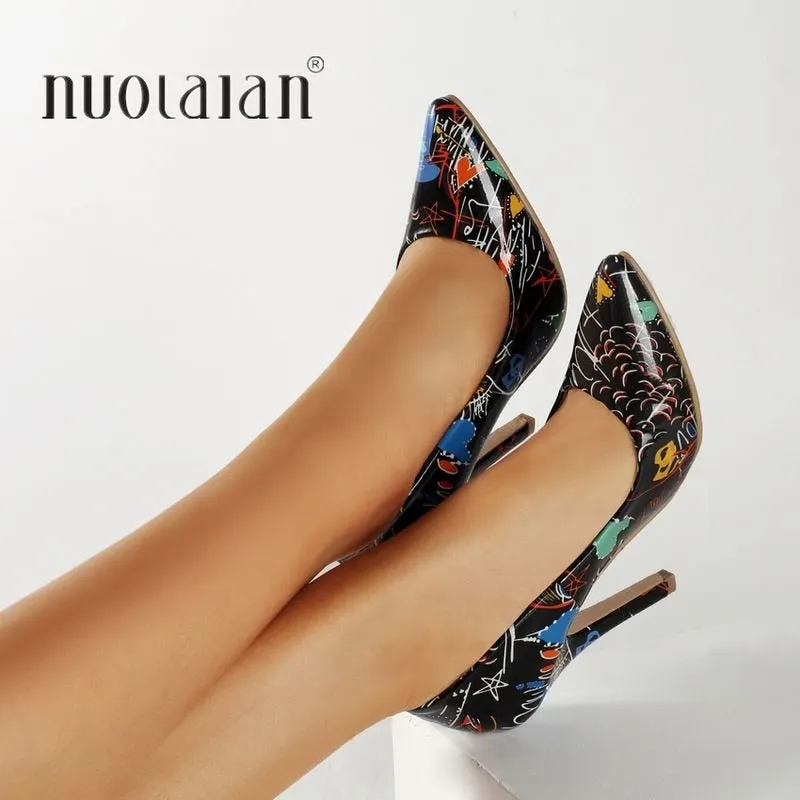 2019 New fashion woman shoes graffiti colorful party wedding shoes big size 35-42 sexy pointed toe high heels pumps women shoes
