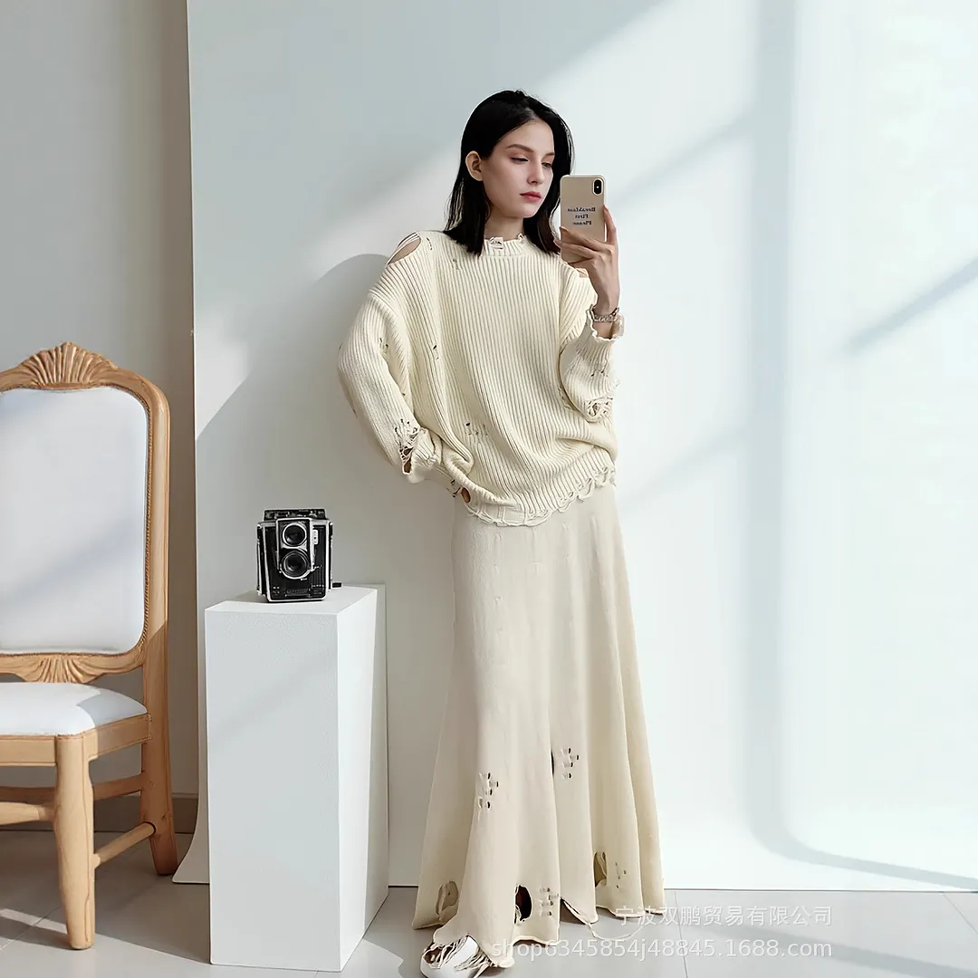 Athvotar Athvotar New Soft Horse Hair V-Neck Hollow Open Shirt Femininity Lazy Wind Buckle Lantern Sleeve Sweater Coat
