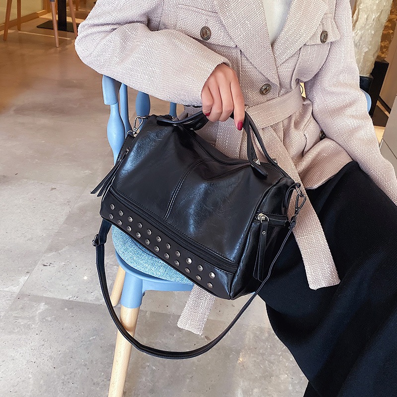 Single Shoulder Diagonal Bag Soft Leather