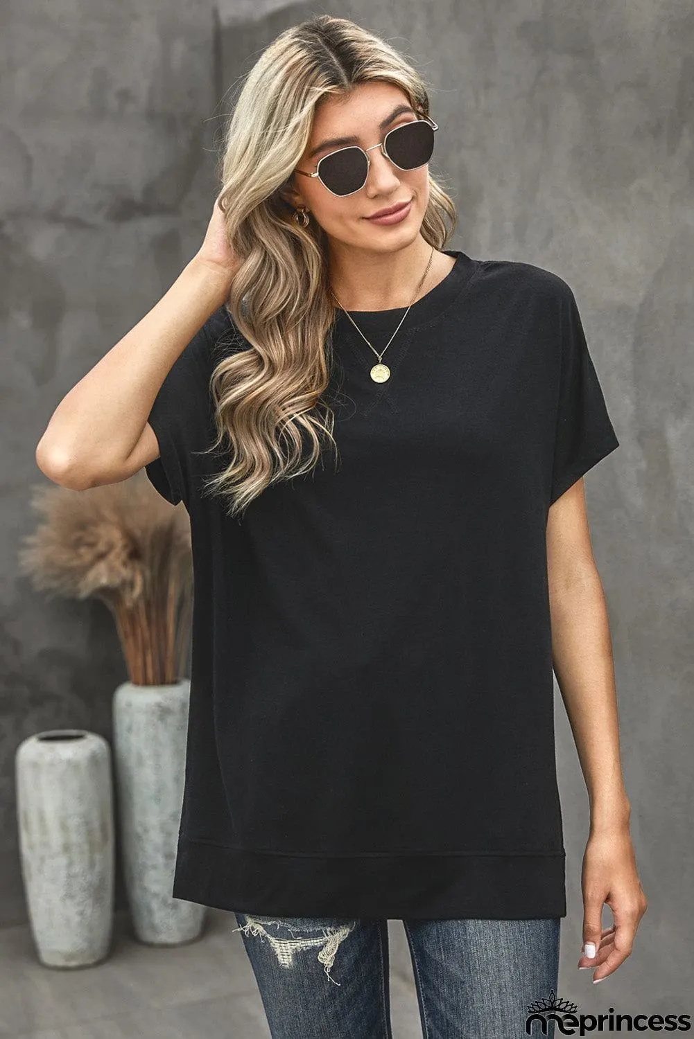 Round Neck Short Sleeve Solid Color Tee
