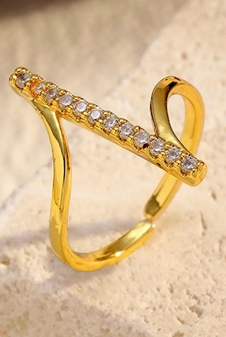 Women's Minimalist Open Ring with Wavy Gold Design