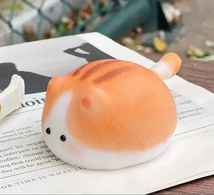 猫のスクイーズ