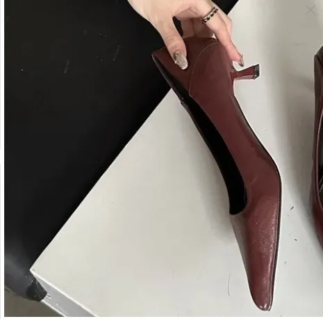 Yyvonne French New Leopard-Print Fine Heel Single Shoes Sexy Pointed High-Heeled High-Heeled High-Heeled Shoes Small-Size Velvet Cat Heels