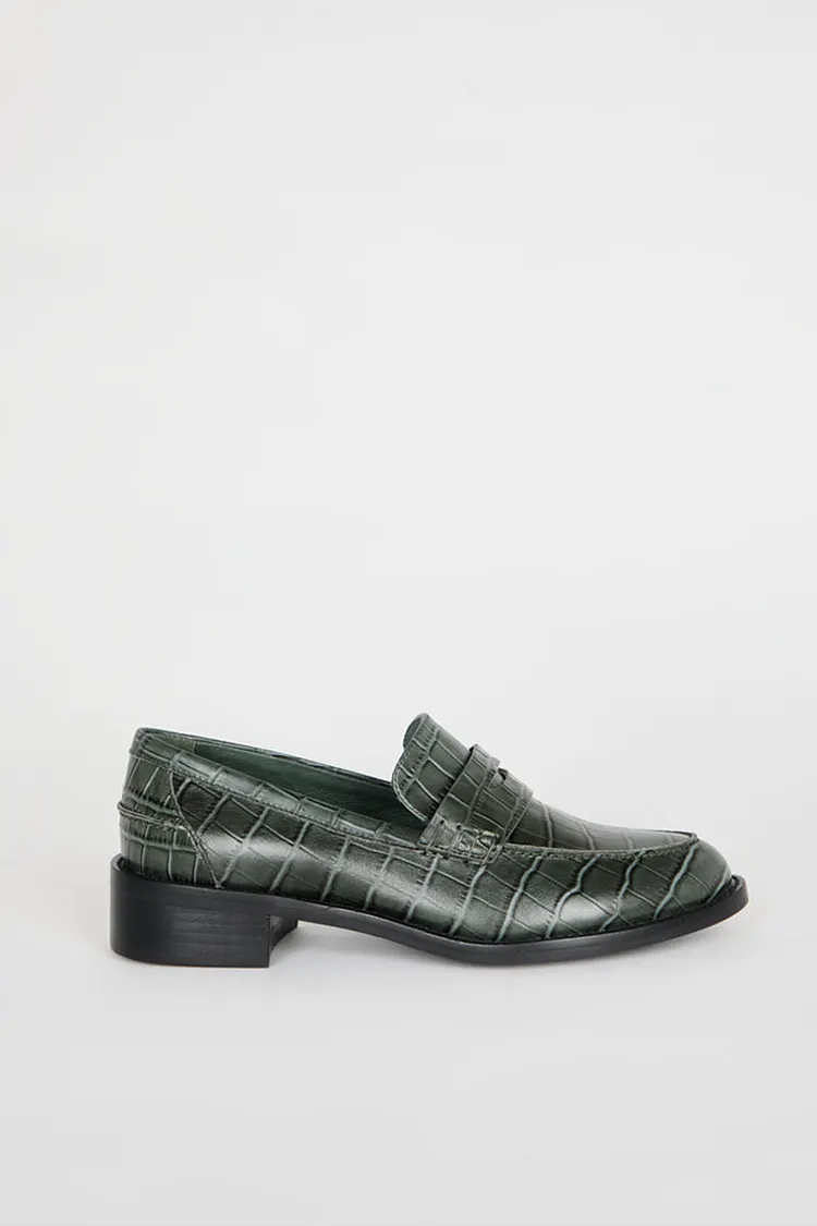 Neighbor Loafers